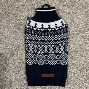 NWT Eddie Bauer Fair Isle Dog Sweater Medium